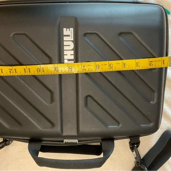 Thule Black Laptop Bag for Men - Picture 6 of 7
